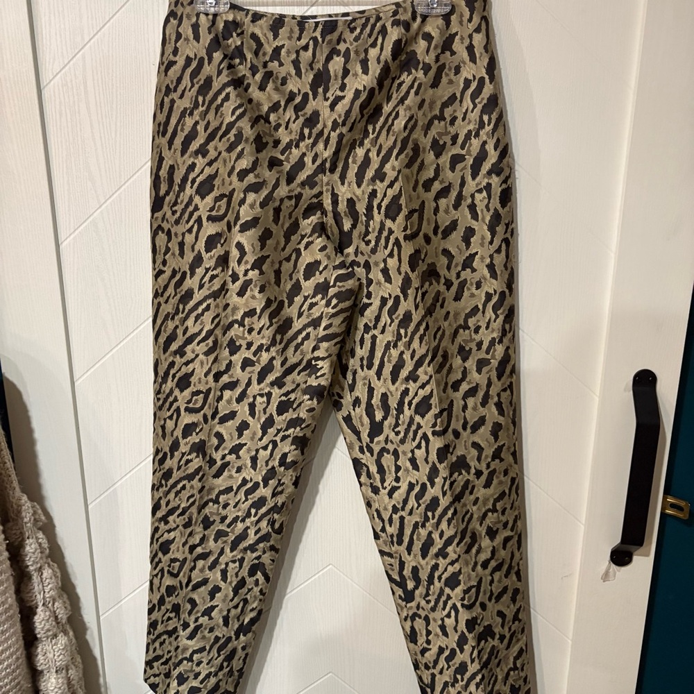 CARLISLE Straight Leg Trouser/Leopard Black Tan /Chic / Sophisticated/ Office/8 - Picture 2 of 6